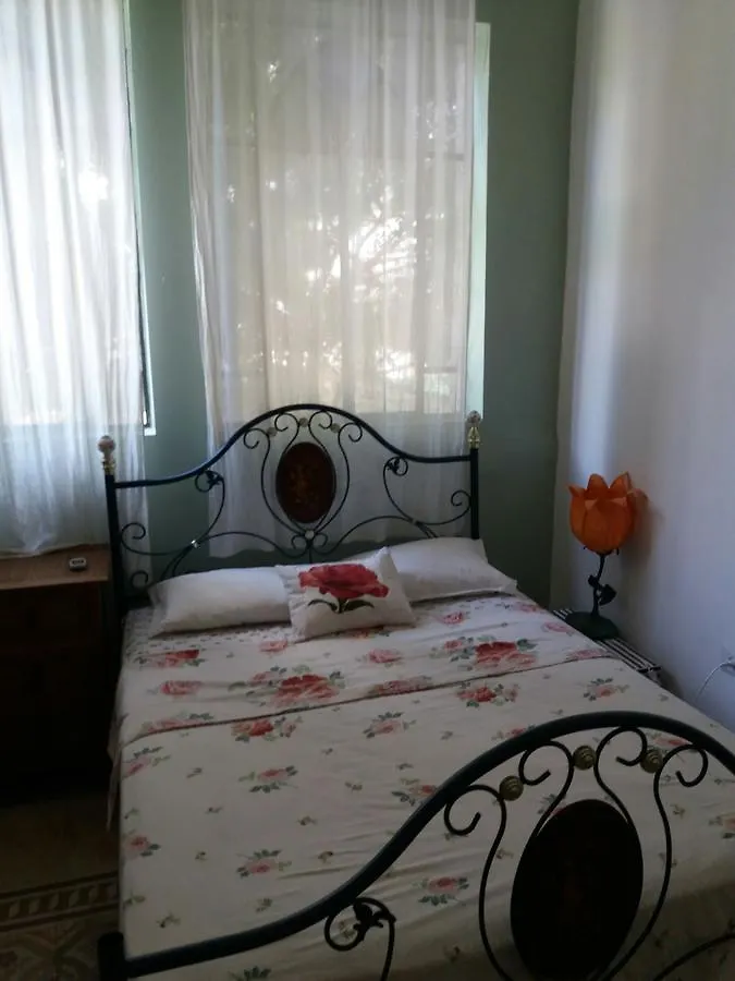 Guest house Villa Sultana Beach Haifa